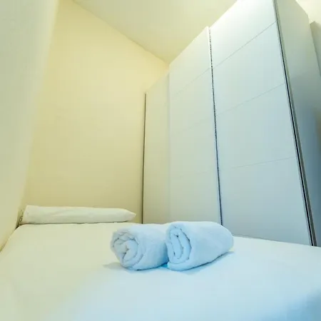 Tu Refugio Luminoso En El Corazon De *